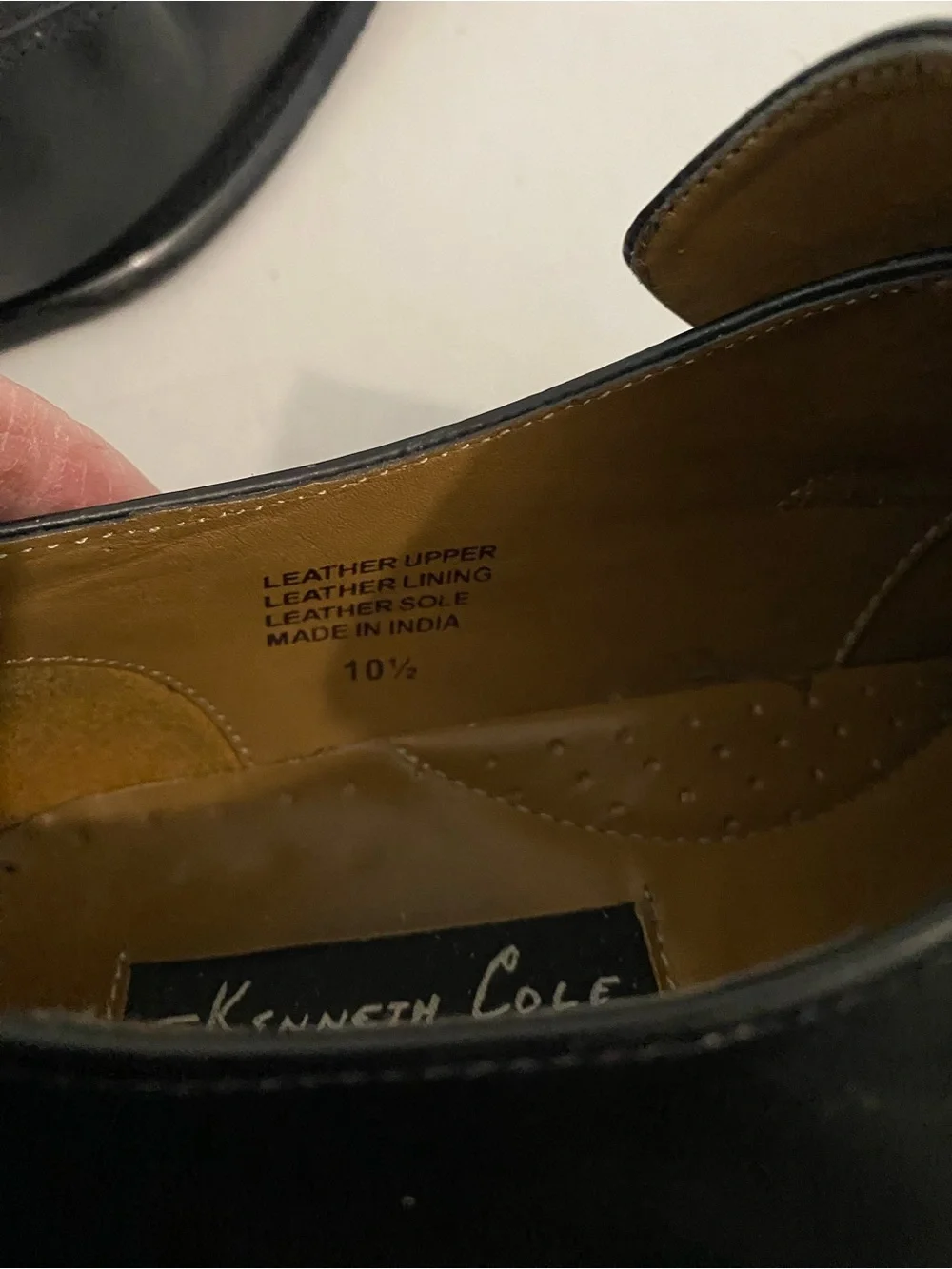 Kenneth Cole polished black